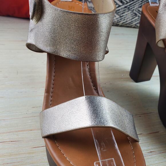 SODA | Platform Chunky Heel | Metallic  Pewter | Sandals  | Size 10 - Picture 5 of 11